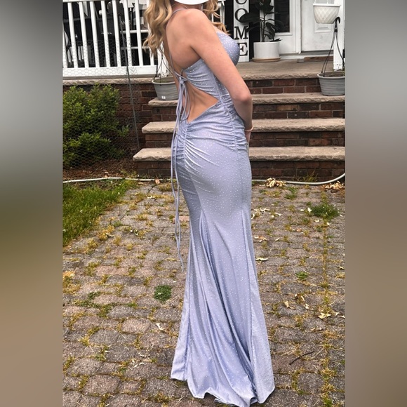 LAVENDER PROM DRESS - Picture 2 of 6